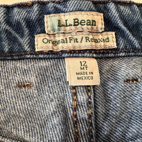 Vintage LL Bean Mom Jeans | Comfort-Gathered Waist | Relaxed 90s Denim - Picture 3 of 8
